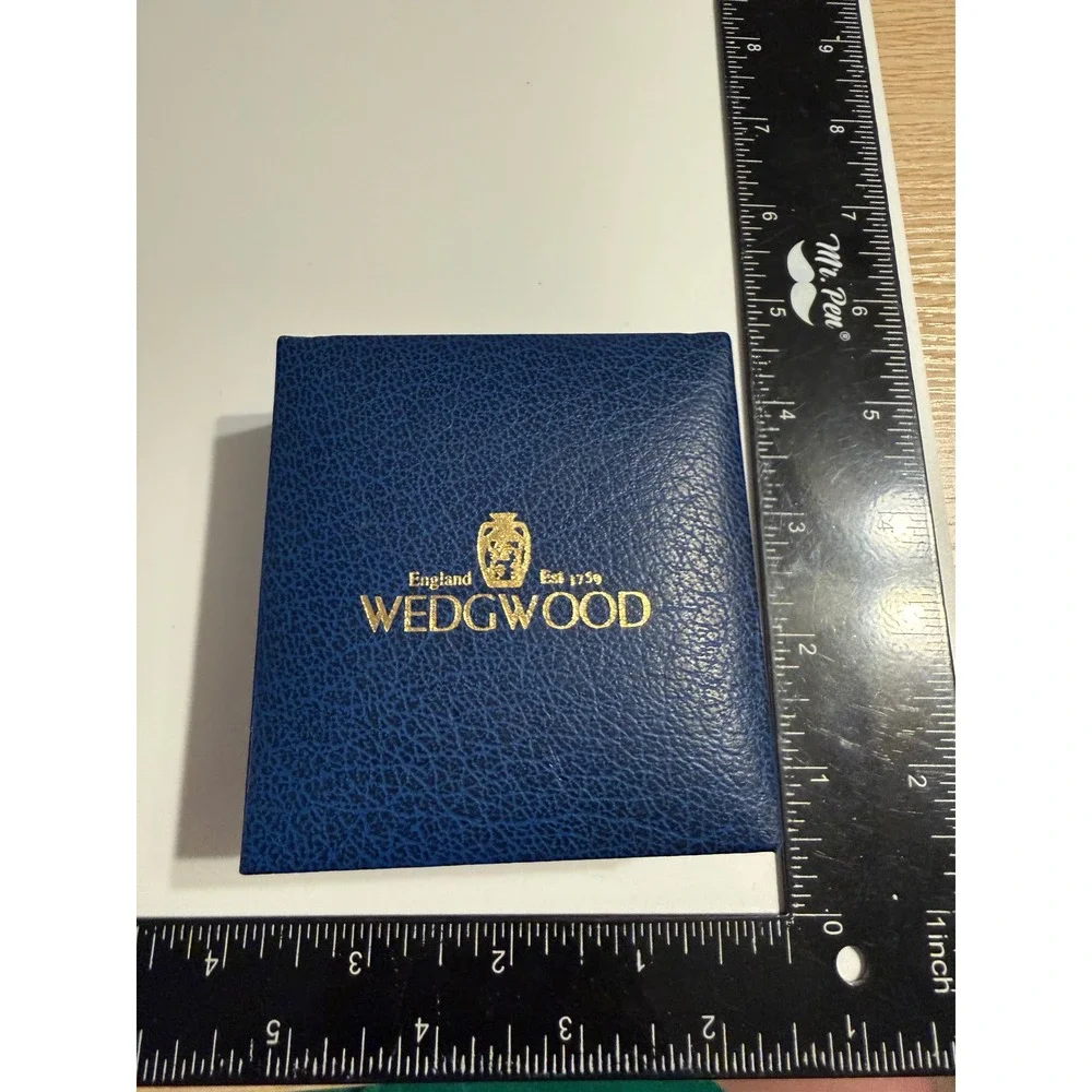 Wedgwood Blue Jasperware Horse Tie Bar Gold Tone Made in England with Box